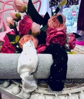 GUMKA FROTKA CYRKONIE BIAŁA