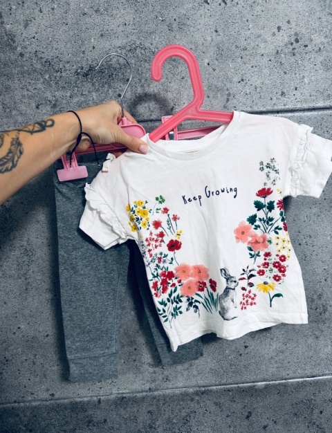 KOMPLET BLUZKA + LEGGINSY CARTER'S