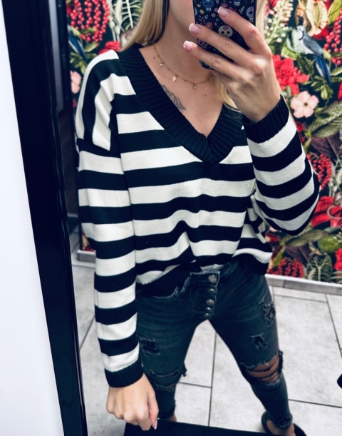 SWETER W PASKI WASSYL