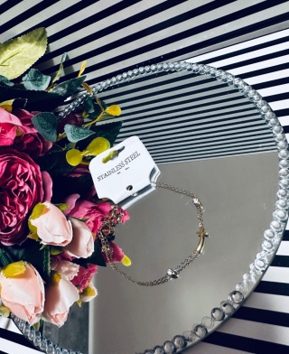 BRANSOLETKA KRZYŻ Z CYRKONIAMI