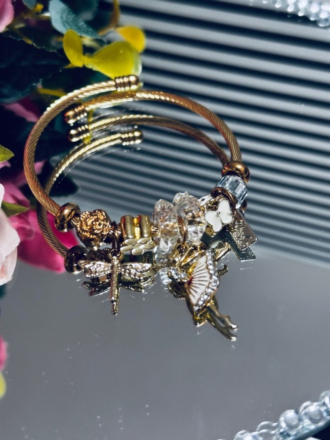 BRANSOLETKA Z ZAWIESZKAMI