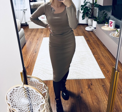 SUKIENKA MIDI PRĄŻEK BEŻ