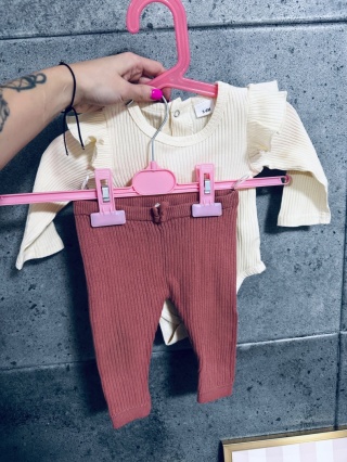 KOMPLET BODY+LEGGINSY C&A 68