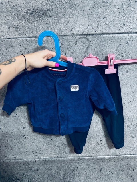 KOMPLET BLUZA+SPODNIE TOMMY HILFIGER 62