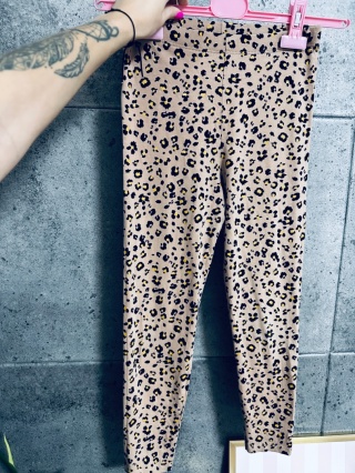 LEGGINSY GEORGE 134/140