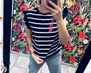 BLUZKA W PASKI FALBANA