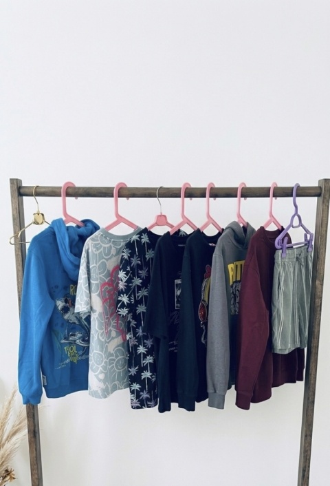 ZESTAW UBRAŃ 134/140